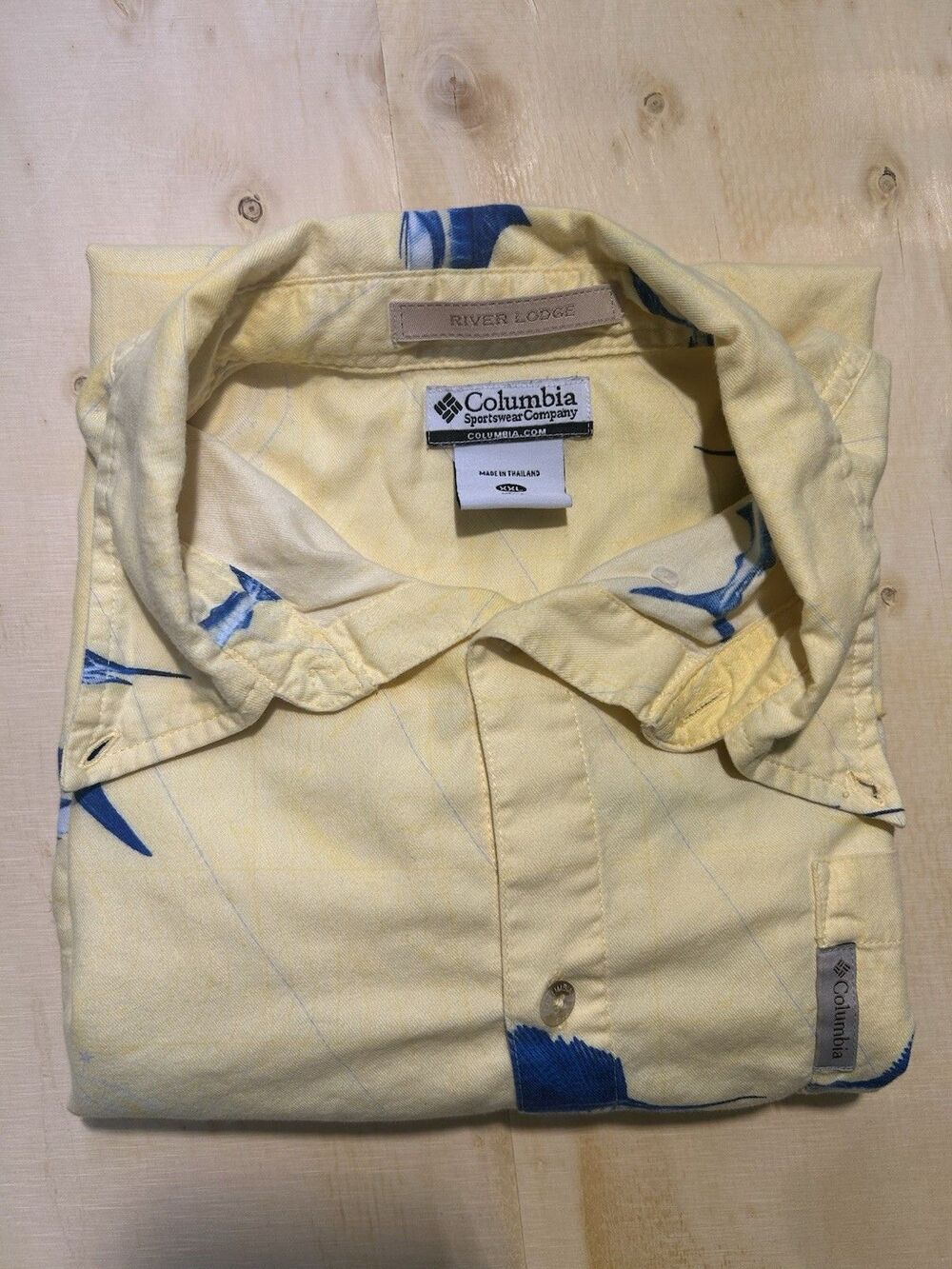 Columbia Sportswear Men's XXL Yellow Marlin Fish Print Button Up Shirt Fishing